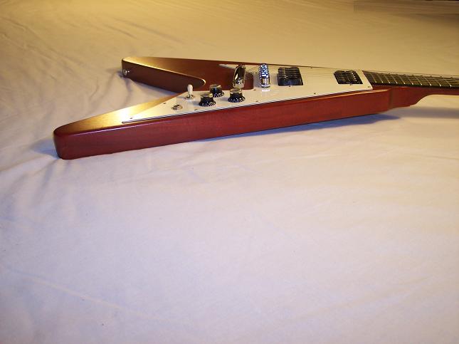 Flying V Faded Picture 10